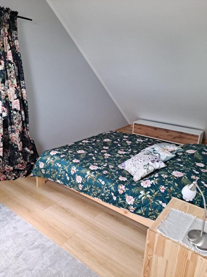 Jelonek Apartamento Jelenia Góra Exterior foto